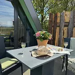Hotelhuisjes Medemblik Hotel 3*