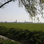 Hotel Hotelhuisjes Medemblik 3*