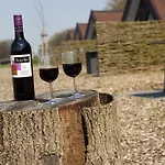 Hotelhuisjes Medemblik Wieringerwerf